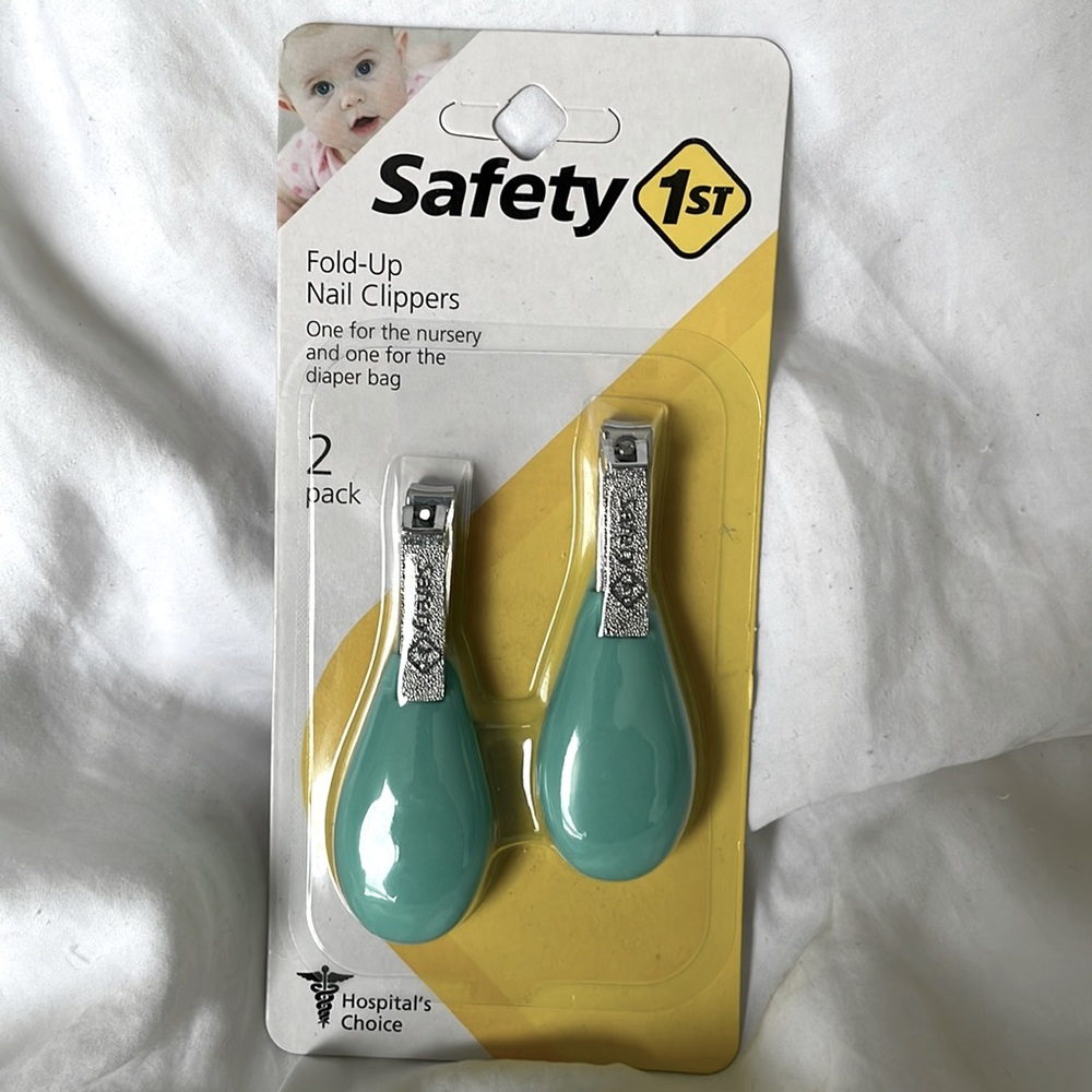 Safety 1st Fold-Up Nail Clippers